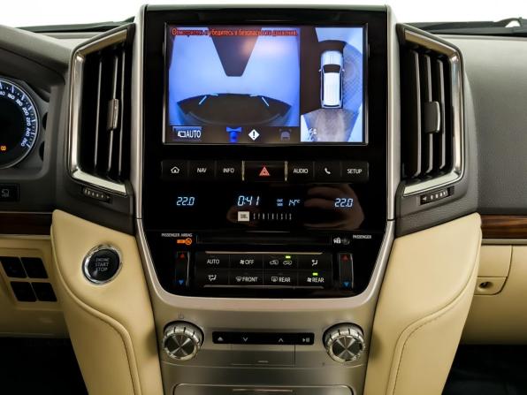 Toyota Land Cruiser 200 Series Рестайлинг 2 с пробегом 2015 года, цена 5 390 000 рублей, 152605 км, внедорожник, Автокод Объявления