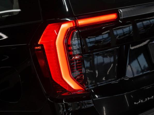 GMC Yukon V Рестайлинг с пробегом 2025 года, цена 15 950 000 рублей, 78 км, внедорожник, Автокод Объявления
