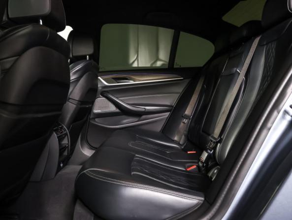 BMW 5 серии VII (G30/G31/G38) с пробегом 2018 года, цена 4 098 000 рублей, 128077 км, седан, Автокод Объявления