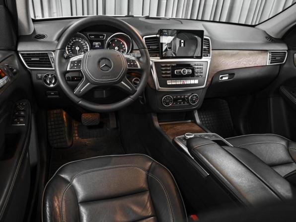 Mercedes-Benz M-Класс III (W166) с пробегом 2013 года, цена 2 868 000 рублей, 138782 км, внедорожник, Автокод Объявления