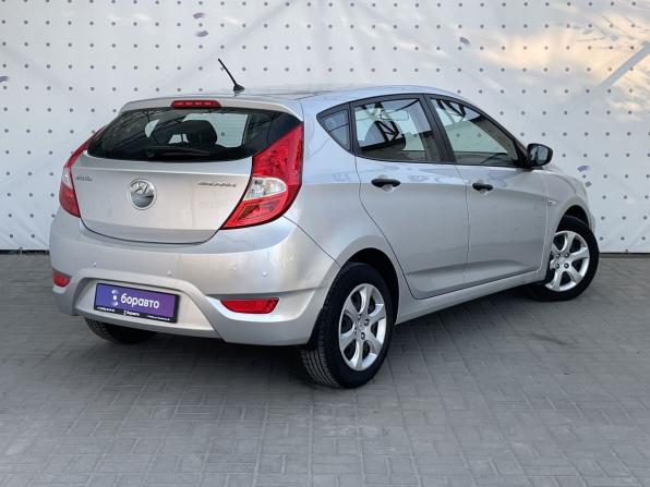 Hyundai Solaris I с пробегом 2013 года, цена 870 000 рублей, 128031 км, хэтчбек, Автокод Объявления