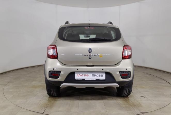 Renault Sandero II Рестайлинг с пробегом 2020 года, цена 1 220 000 рублей, 77000 км, хэтчбек, Автокод Объявления