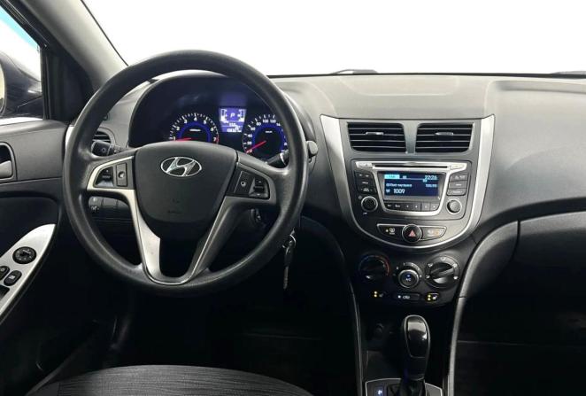 Hyundai Solaris I Рестайлинг с пробегом 2015 года, цена 1 095 000 рублей, 108327 км, седан, Автокод Объявления