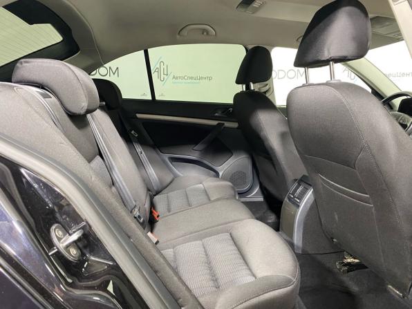 Skoda Octavia II (A5) Рестайлинг с пробегом 2013 года, цена 725 000 рублей, 245587 км, лифтбек, Автокод Объявления