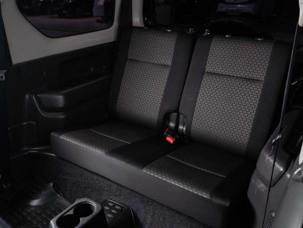 Suzuki Jimny III Рестайлинг 1 с пробегом 2011 года, цена 1 100 000 рублей, 163782 км, внедорожник, Автокод Объявления