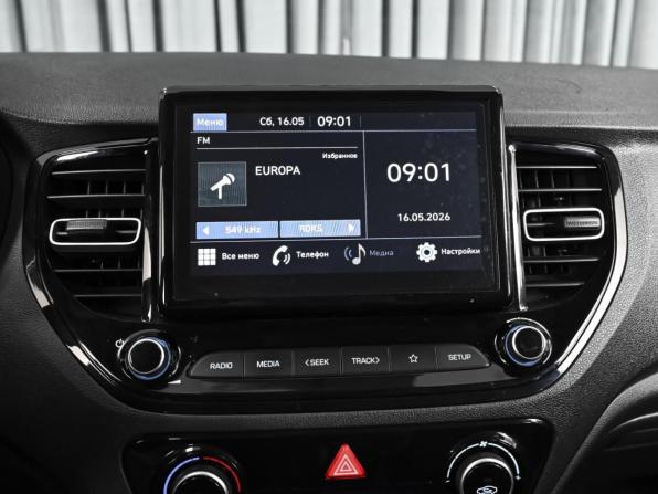 Hyundai Solaris II Рестайлинг с пробегом 2021 года, цена 1 799 000 рублей, 81238 км, седан, Автокод Объявления