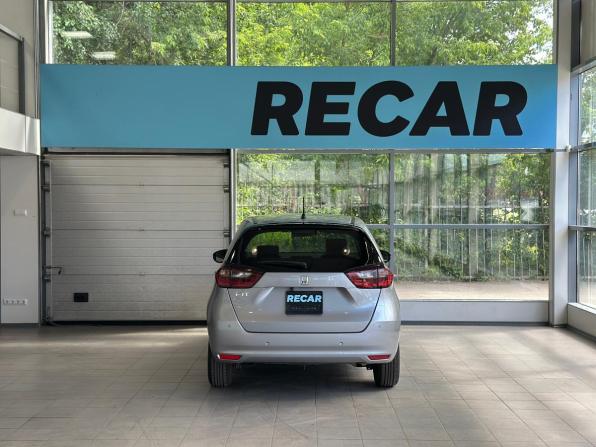 Honda Fit IV с пробегом 2021 года, цена 1 299 999 рублей, 79320 км, хэтчбек, Автокод Объявления