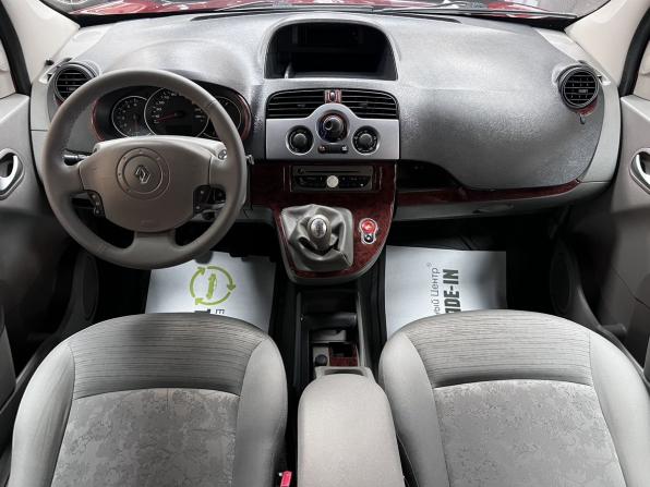Renault Kangoo II с пробегом 2010 года, цена 775 000 рублей, 273171 км, компактвэн, Автокод Объявления