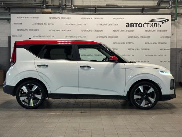Kia Soul III с пробегом 2021 года, цена 1 699 000 рублей, 165000 км, хэтчбек, Автокод Объявления