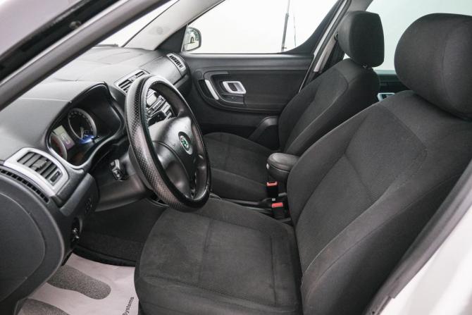 Skoda Roomster I с пробегом 2009 года, цена 699 000 рублей, 247000 км, компактвэн, Автокод Объявления