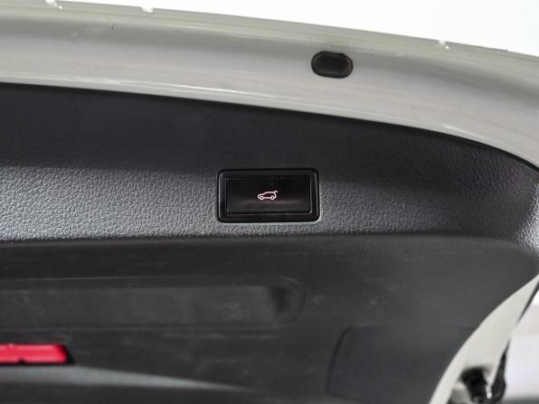 Volkswagen Touareg II с пробегом 2013 года, цена 1 990 000 рублей, 234300 км, внедорожник, Автокод Объявления