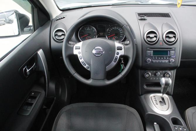 Nissan Qashqai I Рестайлинг с пробегом 2010 года, цена 950 000 рублей, 198109 км, внедорожник, Автокод Объявления