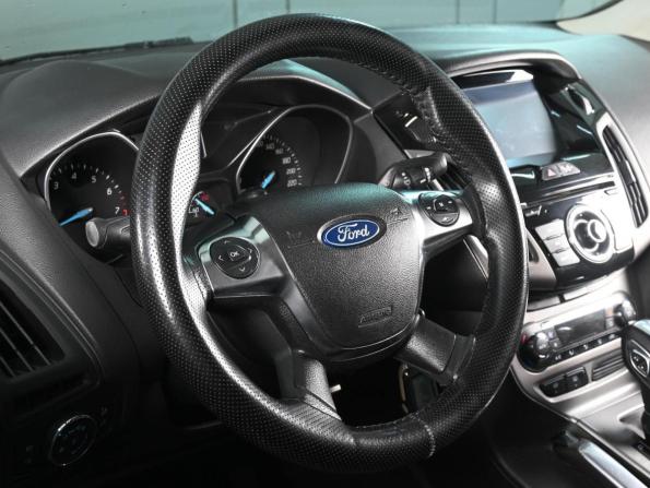 Ford Focus III с пробегом 2013 года, цена 899 000 рублей, 208628 км, седан, Автокод Объявления