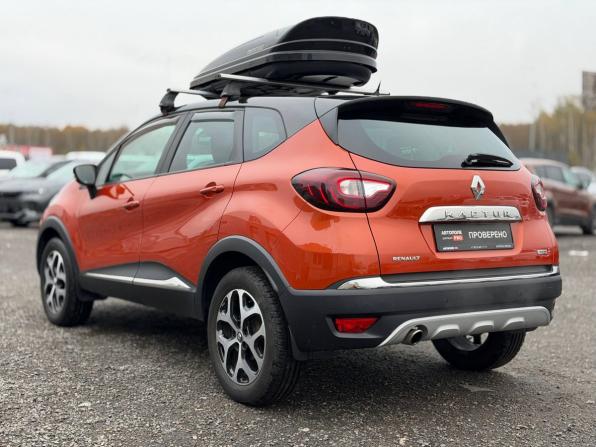 Renault Kaptur I с пробегом 2017 года, цена 1 375 000 рублей, 110000 км, внедорожник, Автокод Объявления