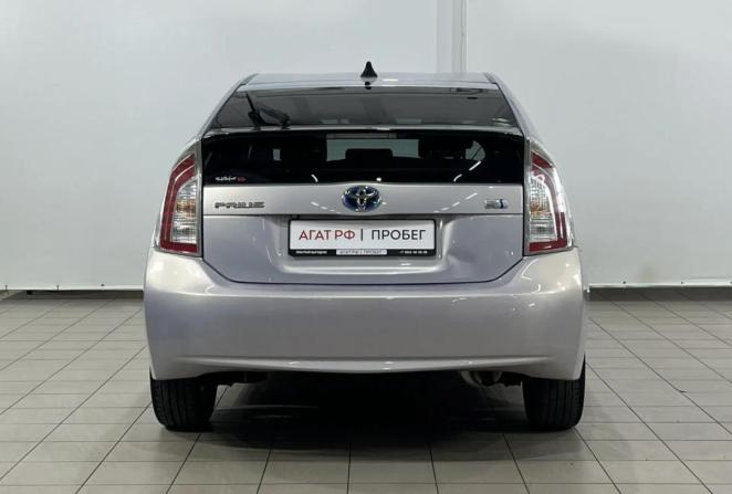 Toyota Prius III Рестайлинг (XW30) с пробегом 2013 года, цена 1 138 500 рублей, 200404 км, лифтбек, Автокод Объявления
