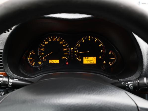 Toyota Avensis II Рестайлинг с пробегом 2006 года, цена 698 000 рублей, 302600 км, седан, Автокод Объявления