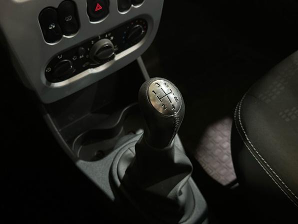 Renault Sandero I с пробегом 2012 года, цена 529 000 рублей, 200176 км, хэтчбек, Автокод Объявления