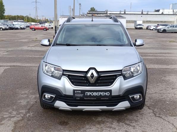 Renault Sandero II Рестайлинг с пробегом 2020 года, цена 1 090 000 рублей, 134235 км, хэтчбек, Автокод Объявления