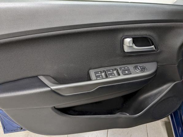 Kia Rio III Рестайлинг с пробегом 2015 года, цена 890 000 рублей, 235975 км, седан, Автокод Объявления
