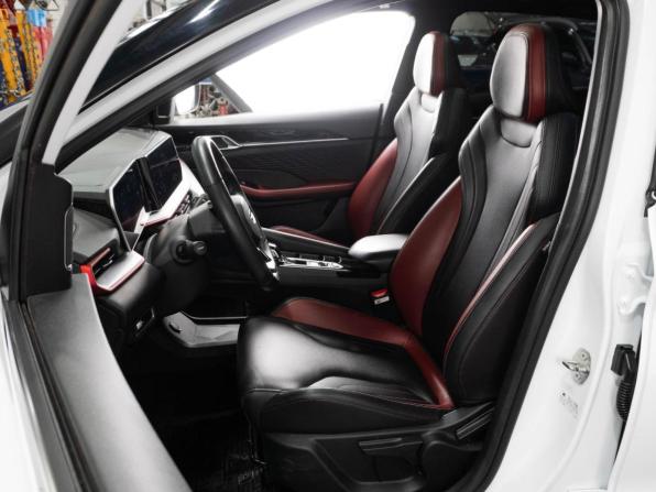Geely Coolray I Рестайлинг с пробегом 2023 года, цена 2 079 000 рублей, 80637 км, внедорожник, Автокод Объявления
