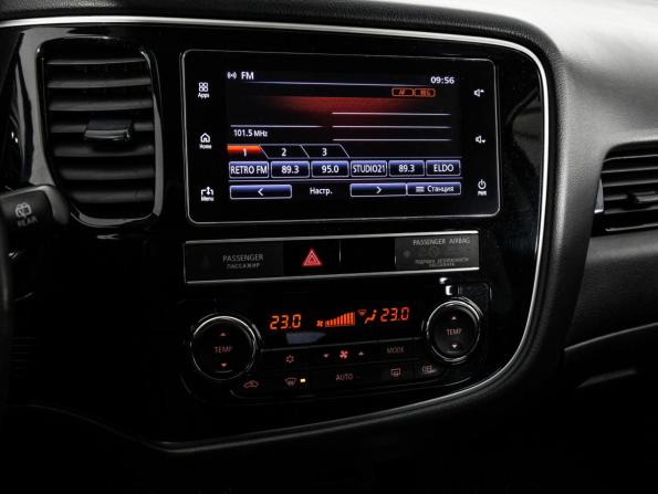 Mitsubishi Outlander III Рестайлинг 3 с пробегом 2019 года, цена 1 999 000 рублей, 126385 км, внедорожник, Автокод Объявления