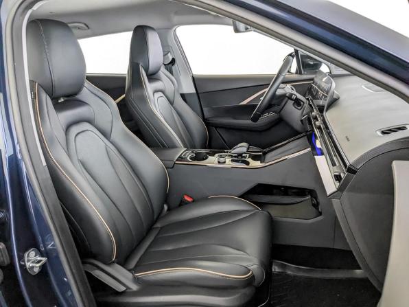 Omoda C5 I с пробегом 2023 года, цена 1 850 000 рублей, 50856 км, внедорожник, Автокод Объявления