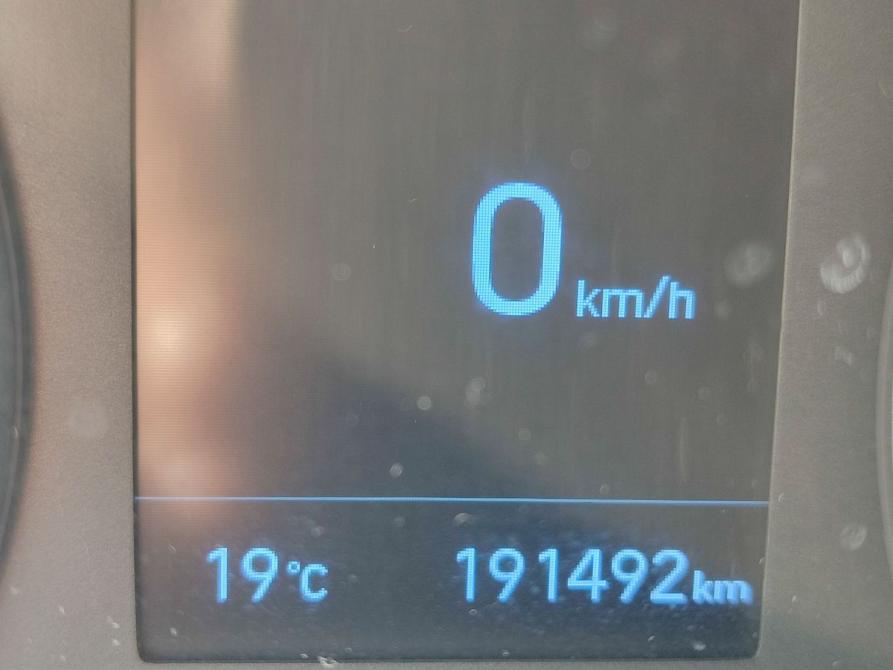 Hyundai Solaris II Москва  - изображение 17