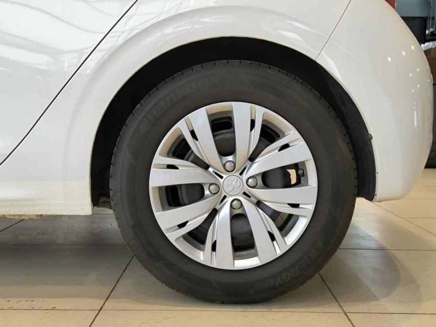 Peugeot 208 I Казань  - изображение 22