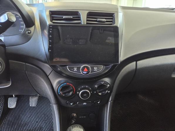Hyundai Solaris I с пробегом 2011 года, цена 549 000 рублей, 215561 км, седан, Автокод Объявления
