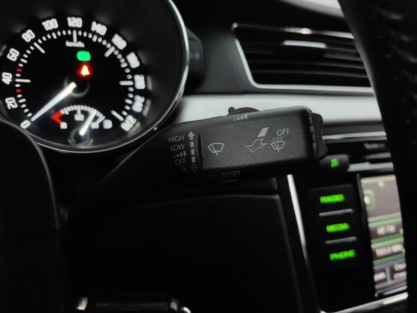 Skoda Superb II с пробегом 2012 года, цена 858 000 рублей, 200000 км, лифтбек, Автокод Объявления