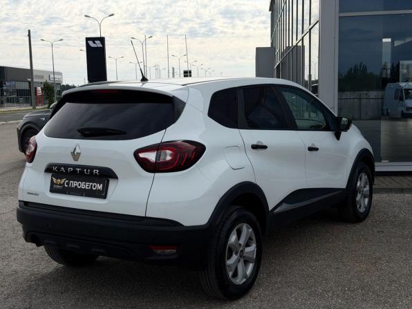 Renault Kaptur I с пробегом 2018 года, цена 1 049 000 рублей, 118000 км, внедорожник, Автокод Объявления