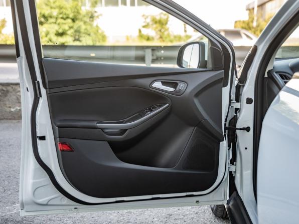 Ford Focus III Рестайлинг с пробегом 2018 года, цена 1 188 000 рублей, 128696 км, хэтчбек, Автокод Объявления