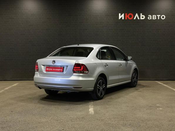 Volkswagen Polo V Рестайлинг с пробегом 2016 года, цена 1 189 000 рублей, 106779 км, седан, Автокод Объявления