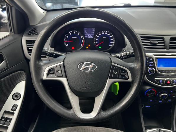 Hyundai Solaris I с пробегом 2013 года, цена 790 000 рублей, 91893 км, хэтчбек, Автокод Объявления