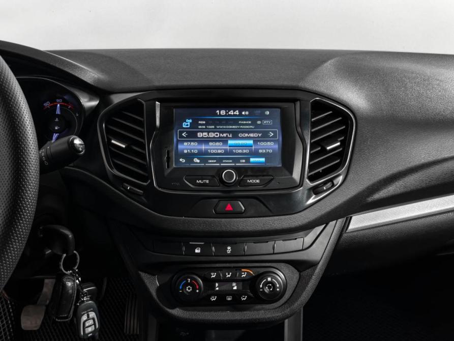 Lada (ВАЗ) Vesta I Санкт-Петербург  - изображение 16