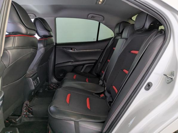 Toyota Camry VIII (XV70) Рестайлинг с пробегом 2021 года, цена 3 530 000 рублей, 43418 км, седан, Автокод Объявления