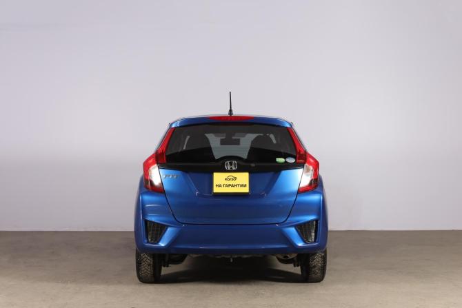 Honda Fit III Рестайлинг с пробегом 2013 года, цена 959 000 рублей, 86600 км, хэтчбек, Автокод Объявления
