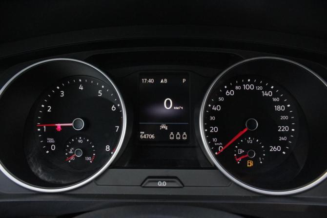 Volkswagen Tiguan II Рестайлинг с пробегом 2021 года, цена 2 895 000 рублей, 64706 км, внедорожник, Автокод Объявления