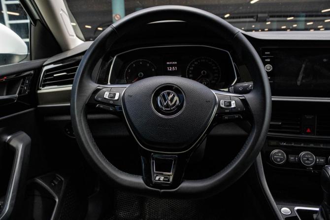 Volkswagen Jetta VII с пробегом 2020 года, цена 2 519 000 рублей, 82856 км, седан, Автокод Объявления