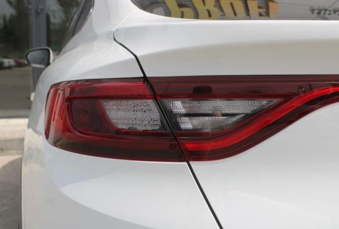 Renault Arkana I с пробегом 2019 года, цена 1 880 000 рублей, 150015 км, внедорожник, Автокод Объявления