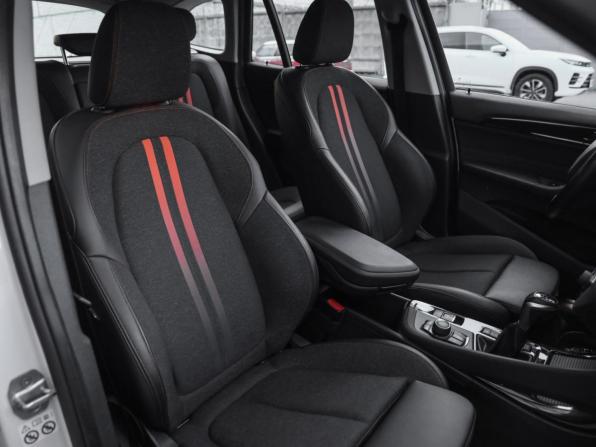 BMW X1 II (F48) Рестайлинг с пробегом 2019 года, цена 2 775 000 рублей, 86087 км, внедорожник, Автокод Объявления