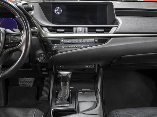 Lexus ES VII с пробегом 2019 года, цена 3 499 000 рублей, 120900 км, седан, Автокод Объявления