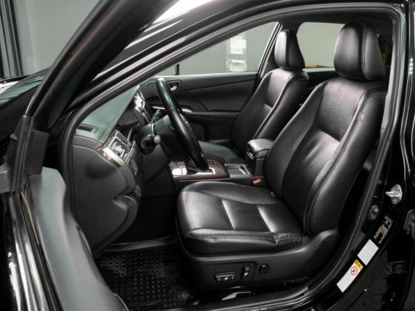 Toyota Camry VII (XV50) Рестайлинг с пробегом 2016 года, цена 2 199 000 рублей, 187212 км, седан, Автокод Объявления