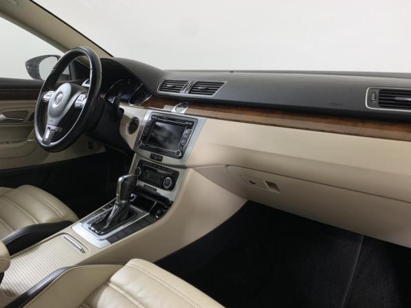Volkswagen Passat CC I Рестайлинг с пробегом 2011 года, цена 950 000 рублей, 204124 км, седан, Автокод Объявления
