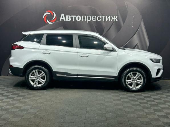 Geely Atlas Pro с пробегом 2024 года, цена 1 899 000 рублей, 60544 км, внедорожник, Автокод Объявления