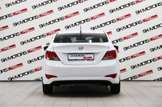Hyundai Solaris I Рестайлинг с пробегом 2016 года, цена 895 950 рублей, 155993 км, седан, Автокод Объявления