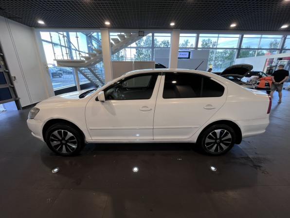 Skoda Octavia II (A5) Рестайлинг с пробегом 2011 года, цена 658 000 рублей, 233478 км, лифтбек, Автокод Объявления