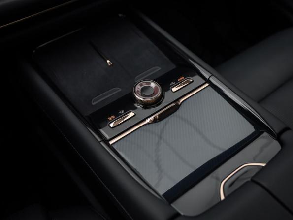 Lynk &amp; Co 900 с пробегом 2025 года, цена 7 499 000 рублей, 7202 км, внедорожник, Автокод Объявления