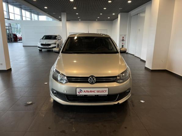 Volkswagen Polo V с пробегом 2011 года, цена 546 000 рублей, 239910 км, седан, Автокод Объявления