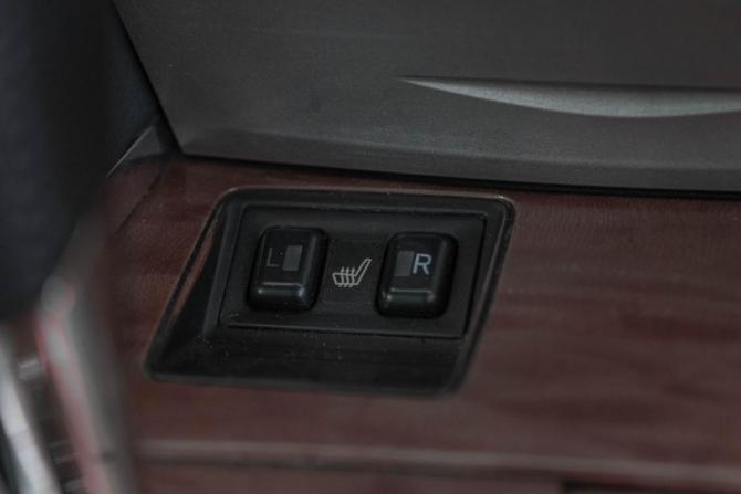 Toyota Camry VI (XV40) Рестайлинг с пробегом 2011 года, цена 999 000 рублей, 270378 км, седан, Автокод Объявления